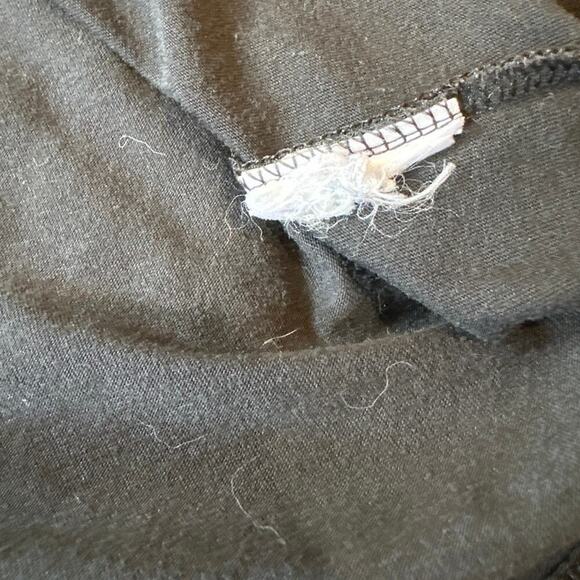 Women’s Adidas Black Floral Oversized Crop Print T-Shirt Size Medium - Picture 5 of 5